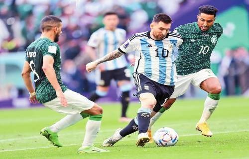 马祖拉：塔图姆会在赛前感受自身状态，然后根据脚踝情况再决定是否上场